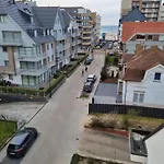 Kunstenaarslaan * De Panne